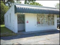 Building Photo - 206 N Reynolds Rd