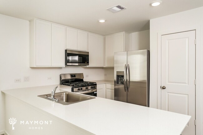 Building Photo - Beautiful New 3-Bedroom Home