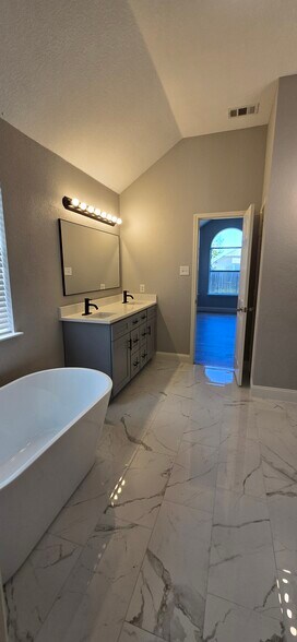 Building Photo - 10309 Fawn Meadow Ct