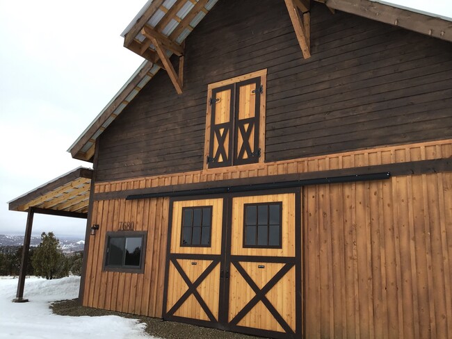 Building Photo - Mancos Beauty - 2 bedroom, 1 bath Barn Home