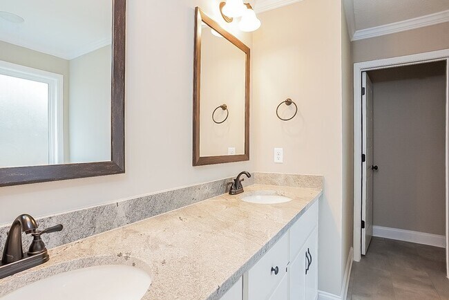 Building Photo - Beautiful 4 Bedroom Home in Grovetown, GA