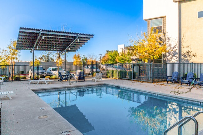 Building Photo - 7531 E Billings St