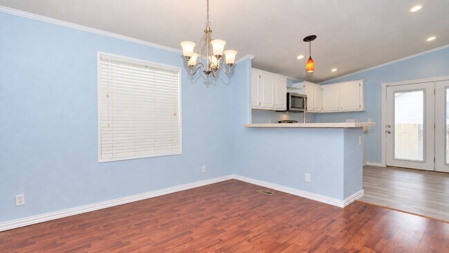 Building Photo - 10011 Berrybriar Ln