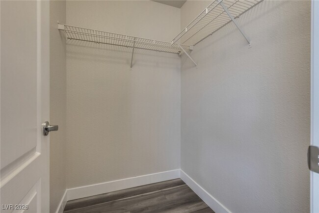 Building Photo - 5055 W Hacienda Ave