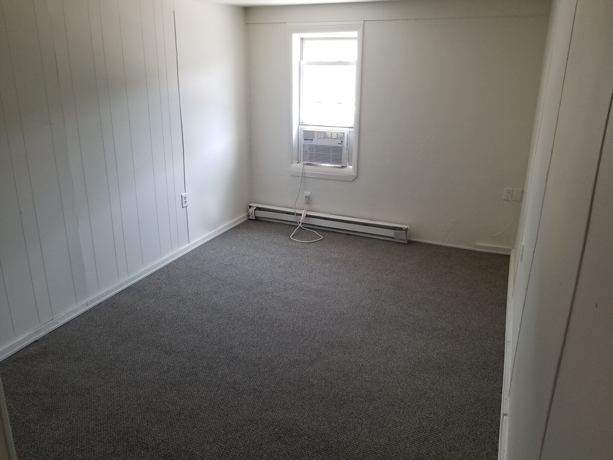 Building Photo - 107 -111 Arch St