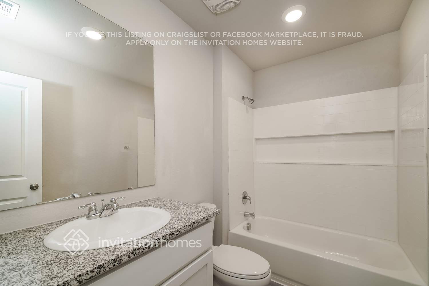 Building Photo - 170 Pasadena Pl