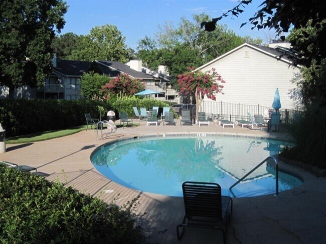 Building Photo - 606 Park Ridge Cir