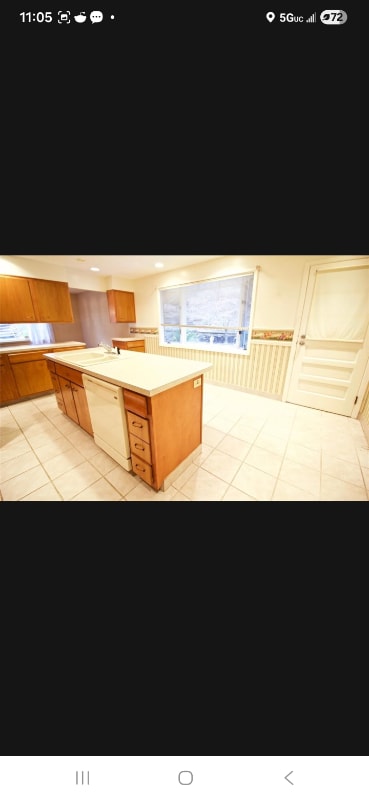 Building Photo - 50 La Grange St