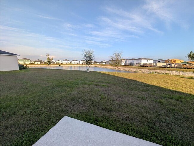 Building Photo - 37327 Sagemoor Dr