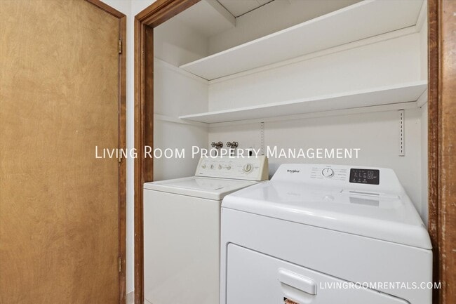 Building Photo - 2114 SE 92nd Ave