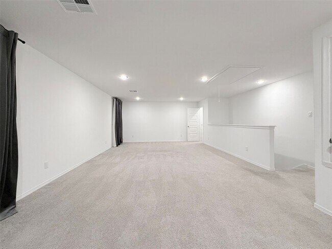 Building Photo - 9662 Caney Trails Rd