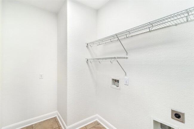 Building Photo - 142 Pinto Point Pl