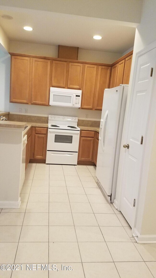 Building Photo - 3940 Ivory Crossing