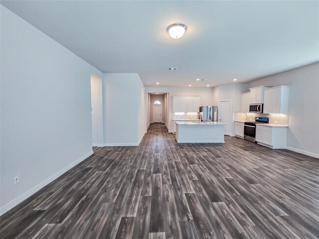 Building Photo - 3068 Sunmoon Ln