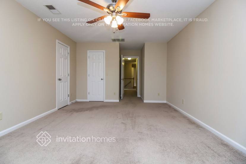 Building Photo - 2585 Loring Rd NW