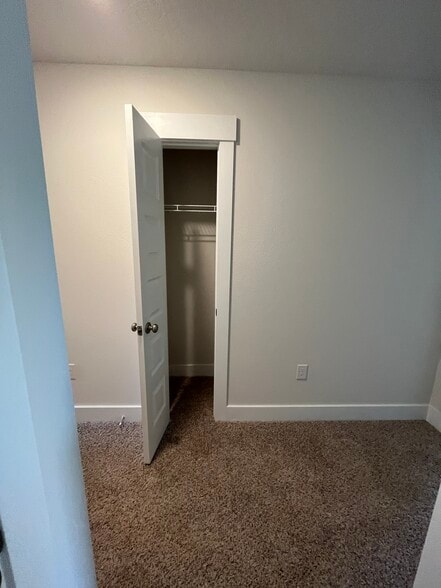 Building Photo - 9649 Nature Creek Blvd