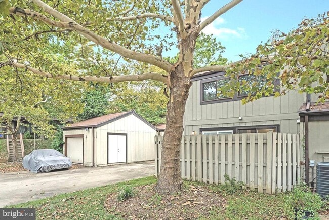 Building Photo - 3138 Babashaw Ct