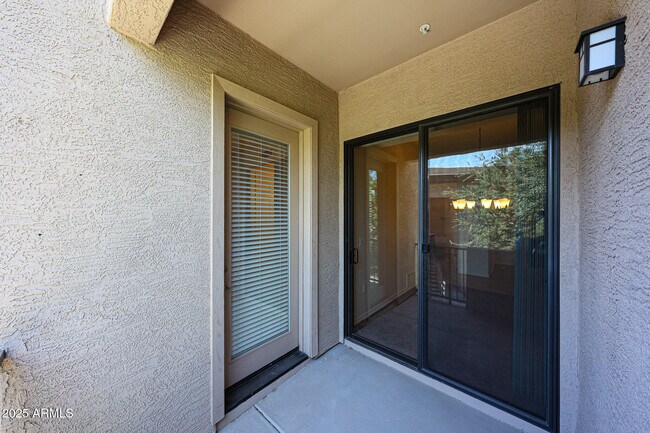 Building Photo - 3330 S Gilbert Rd