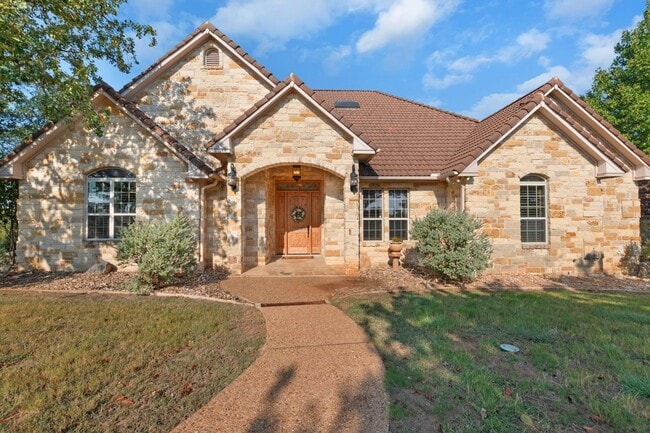 Building Photo - 101 Up There