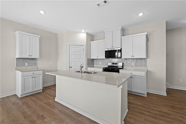 Building Photo - 4682 W Aurora St