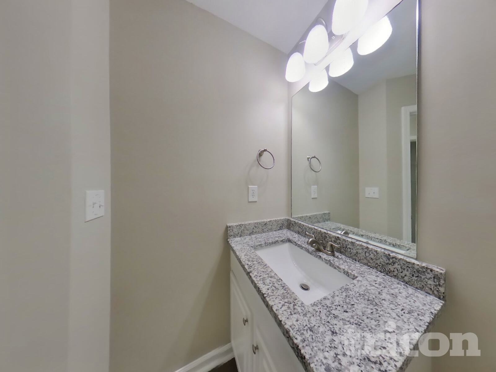 Building Photo - 3120 Far Emerald Land