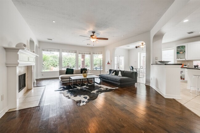 Building Photo - 5710 Cielio Bay Ct