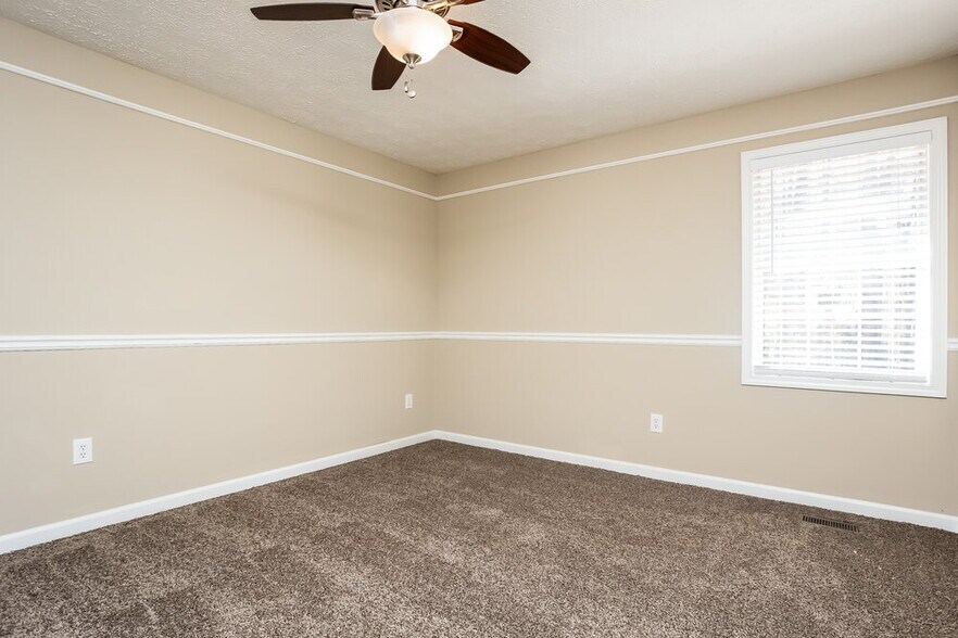 Building Photo - 508 Matthew Dr