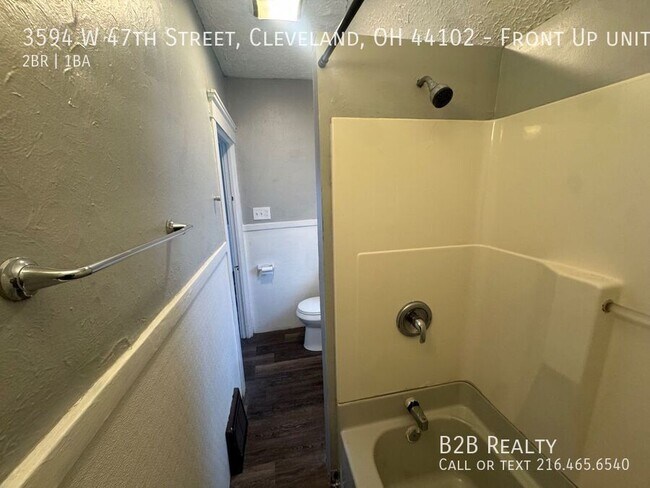 Building Photo - 3594 W 47th St