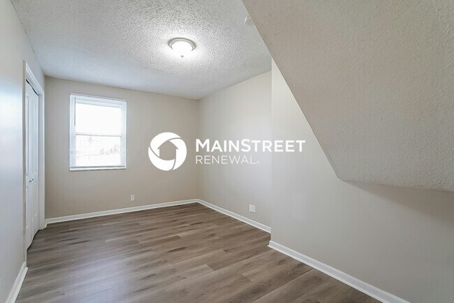 Building Photo - 5 Bedroom Pet-Friendly Home in NASHVILLE, ...