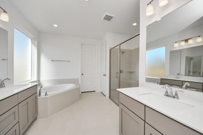 Building Photo - 5806 Pink Coral Ln