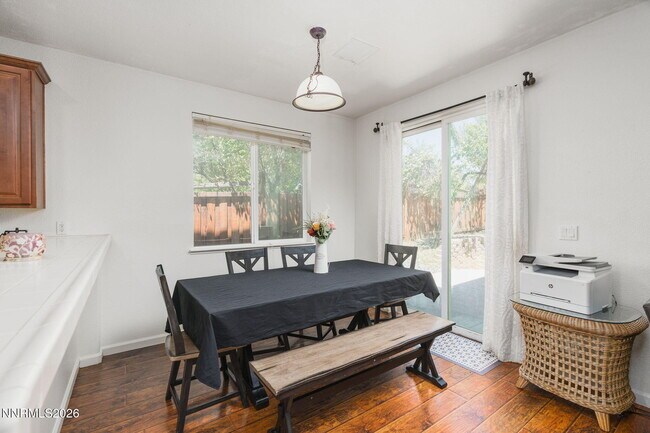 Building Photo - 6960 Rioja Ct