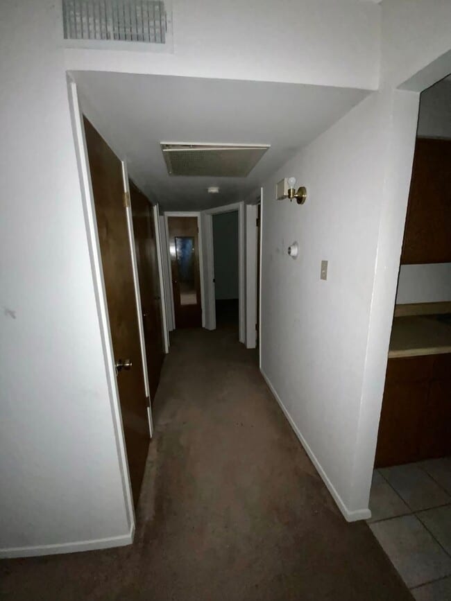 Building Photo - Sunset Heights, Near I-30 and Hulen Street 76107