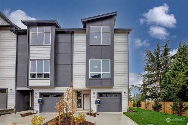 Primary Photo - 15008 40th Ave W