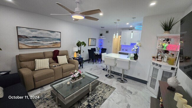 Primary Photo - 2909 Middle River Dr