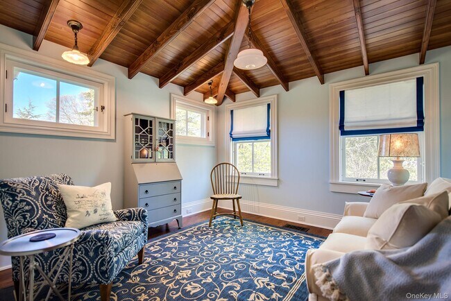 Building Photo - 106 Old Depot Rd