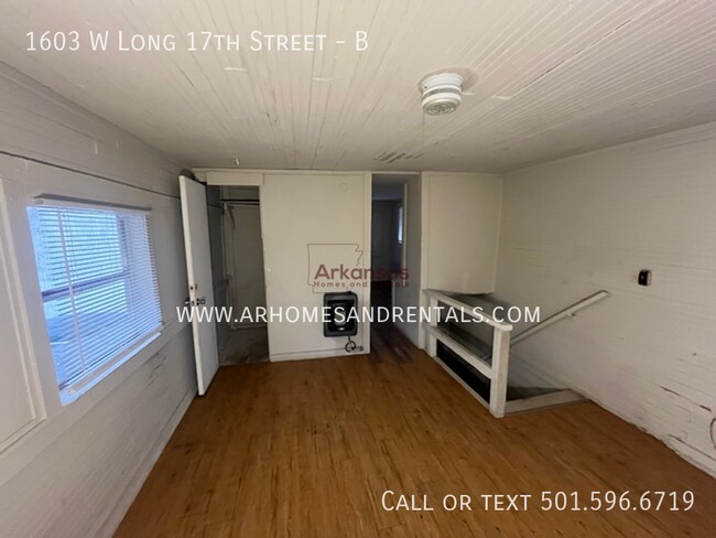 Building Photo - 1603 W Long 17th St