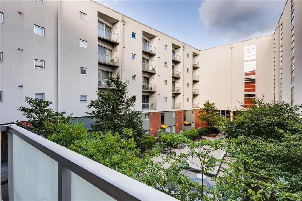 Building Photo - 620 Glen Iris Dr NE