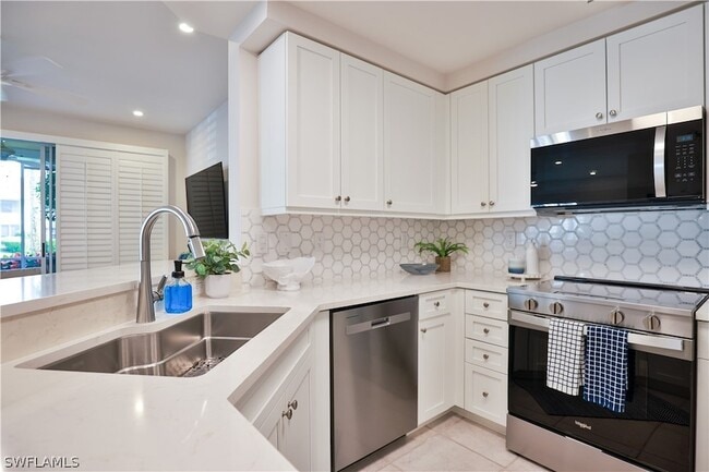 Building Photo - 988 Egrets Run