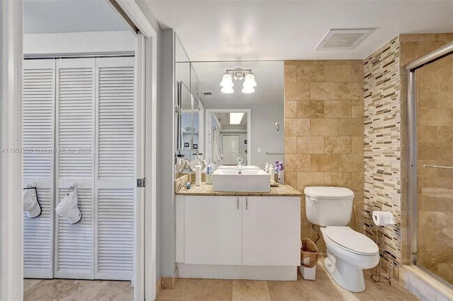 Building Photo - 19501 W Country Club Dr