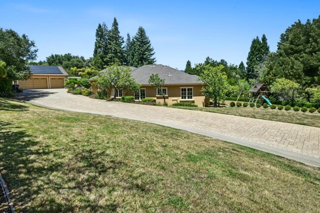 Building Photo - 169 Sausal Dr