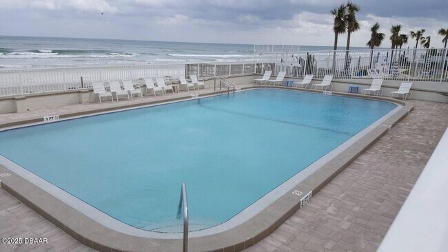 Building Photo - 3727 S Atlantic Ave