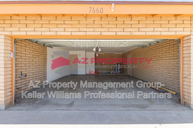 Building Photo - 7660 W Palmaire Ave