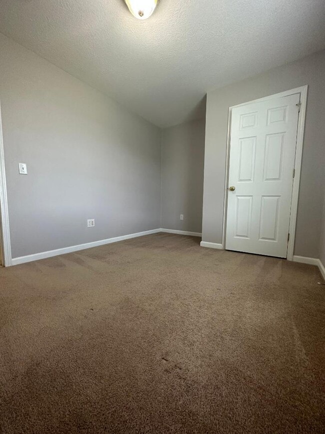 Building Photo - 3332 Yellow Sulphur Rd