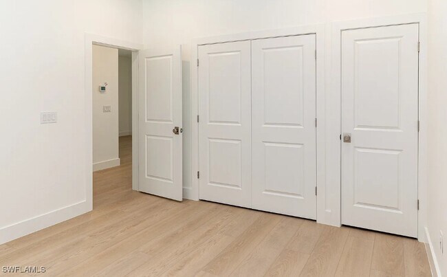 Building Photo - 5588 Wendy Ln