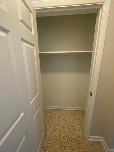 Building Photo - 1536 Illinois Rd