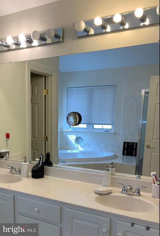 Building Photo - 67 Calabash Ct