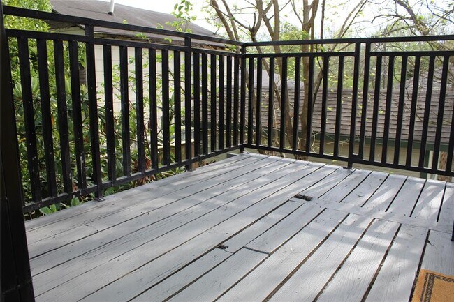 Building Photo - 1813 Hatwell St