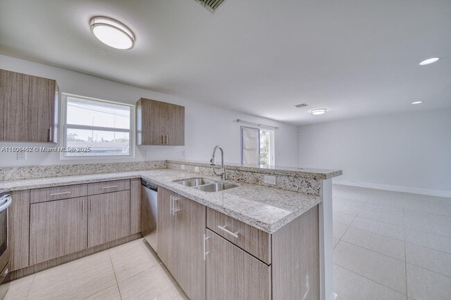 Building Photo - 11492 SW 190th Terrace Rd