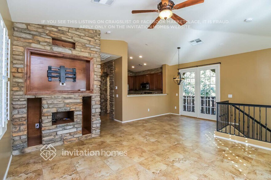 Building Photo - 4165 E Jasper Dr