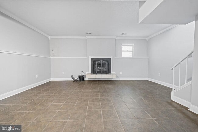 Building Photo - 2362 Hunters Square Ct